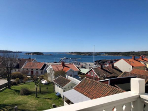 Vacker våning med havsutsikt i Strömstads centrum., Strömstad